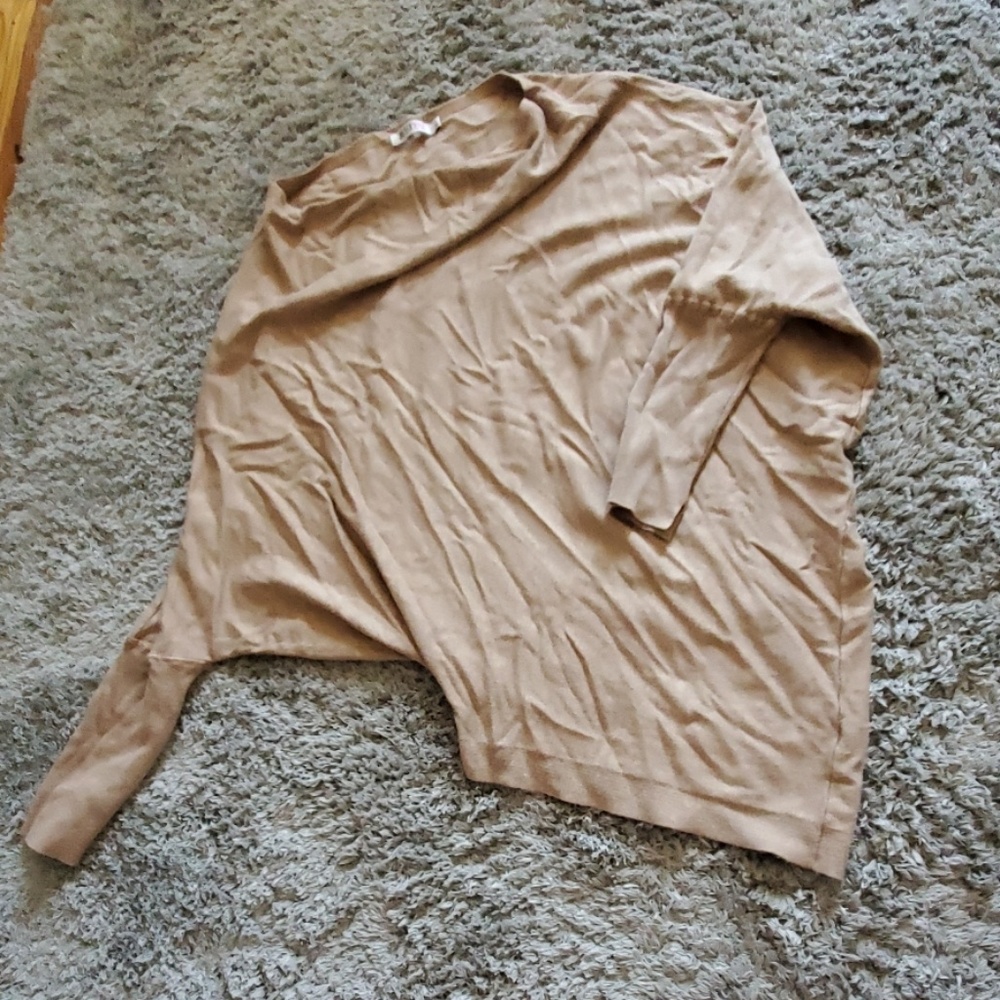 Asymmetric shirt